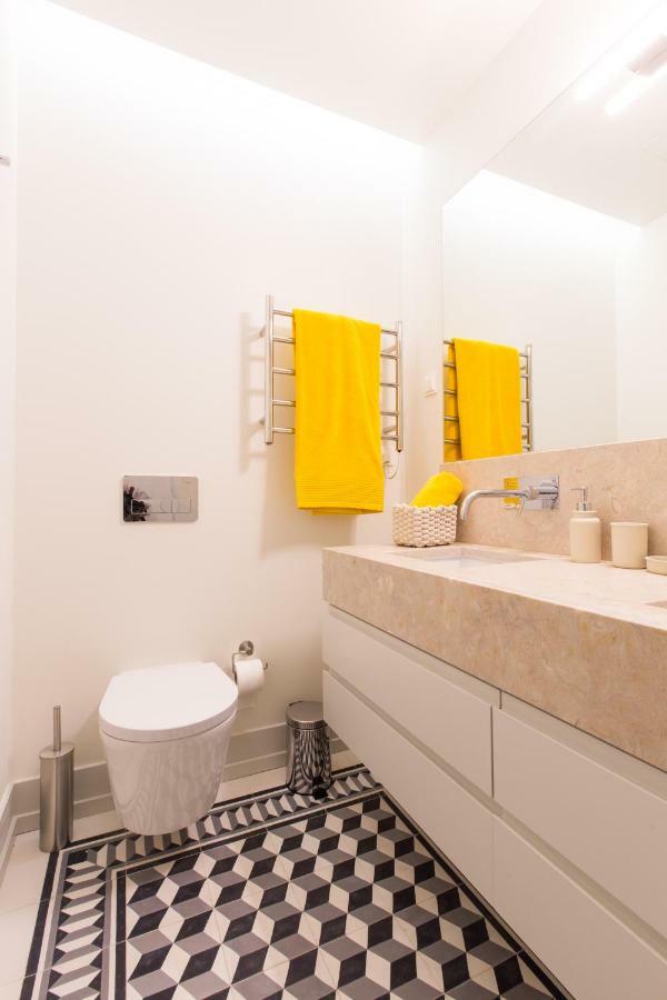 Bacalhoeiros 99 - Beautiful And Bright Apartment @ Baixa, Chiado Lissabon Buitenkant foto
