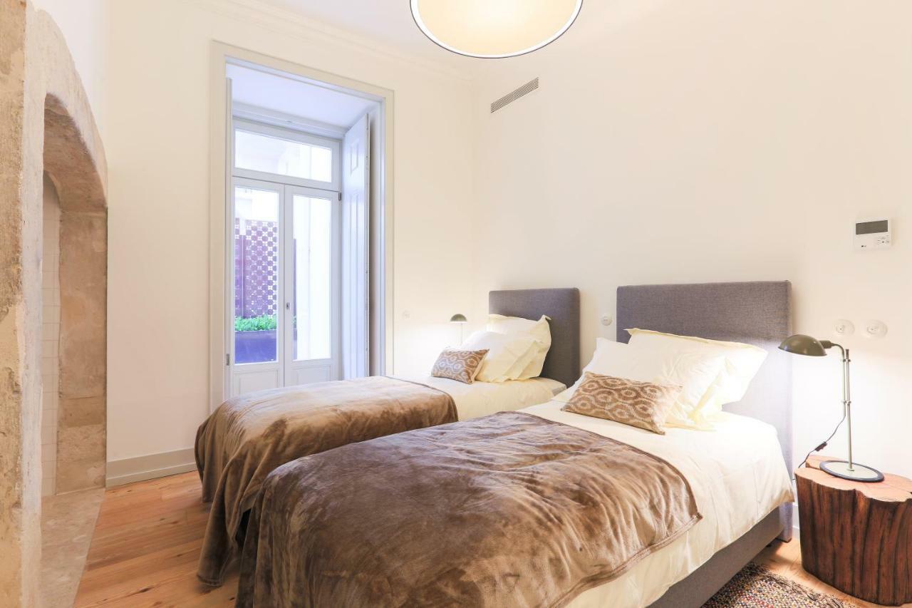 Bacalhoeiros 99 - Beautiful And Bright Apartment @ Baixa, Chiado Lissabon Buitenkant foto